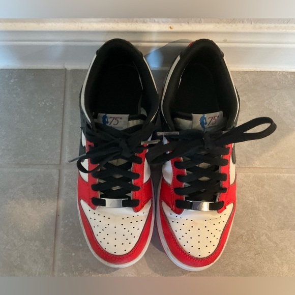 Nike Dunk Low Anniversary Chicago (GS) Kid size 4.5 sneakers - Picture 4 of 6